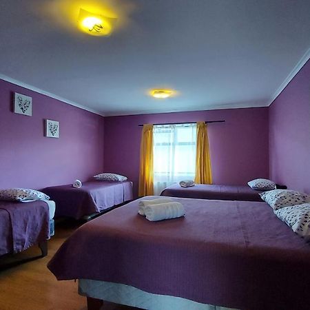 Hostal La Base ปวยร์โตนาตาเลส ภายนอก รูปภาพ
