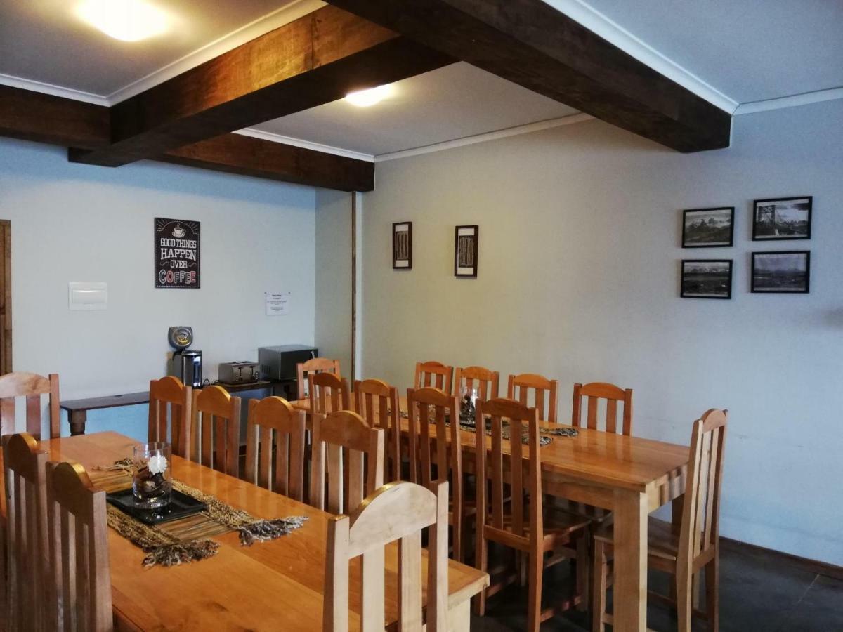 Hostal La Base ปวยร์โตนาตาเลส ภายนอก รูปภาพ