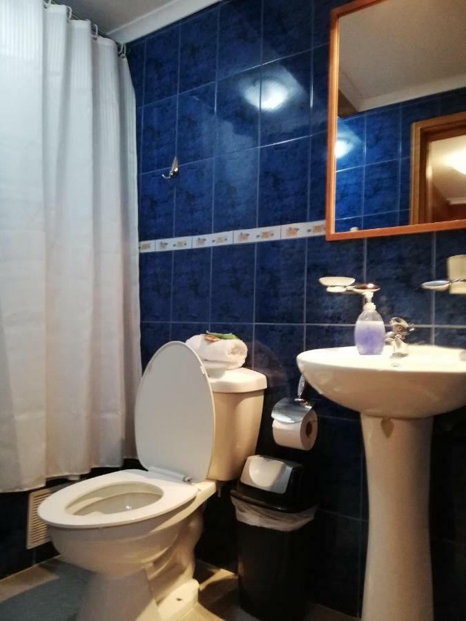 Hostal La Base ปวยร์โตนาตาเลส ภายนอก รูปภาพ